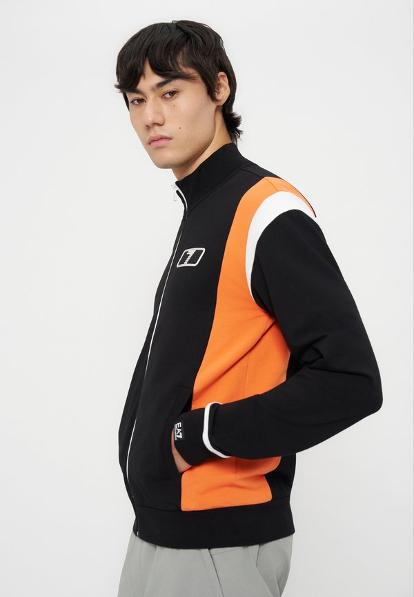 EA7 Emporio Armani