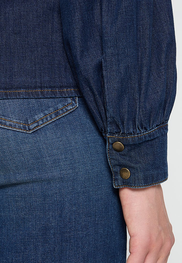 TWINSET