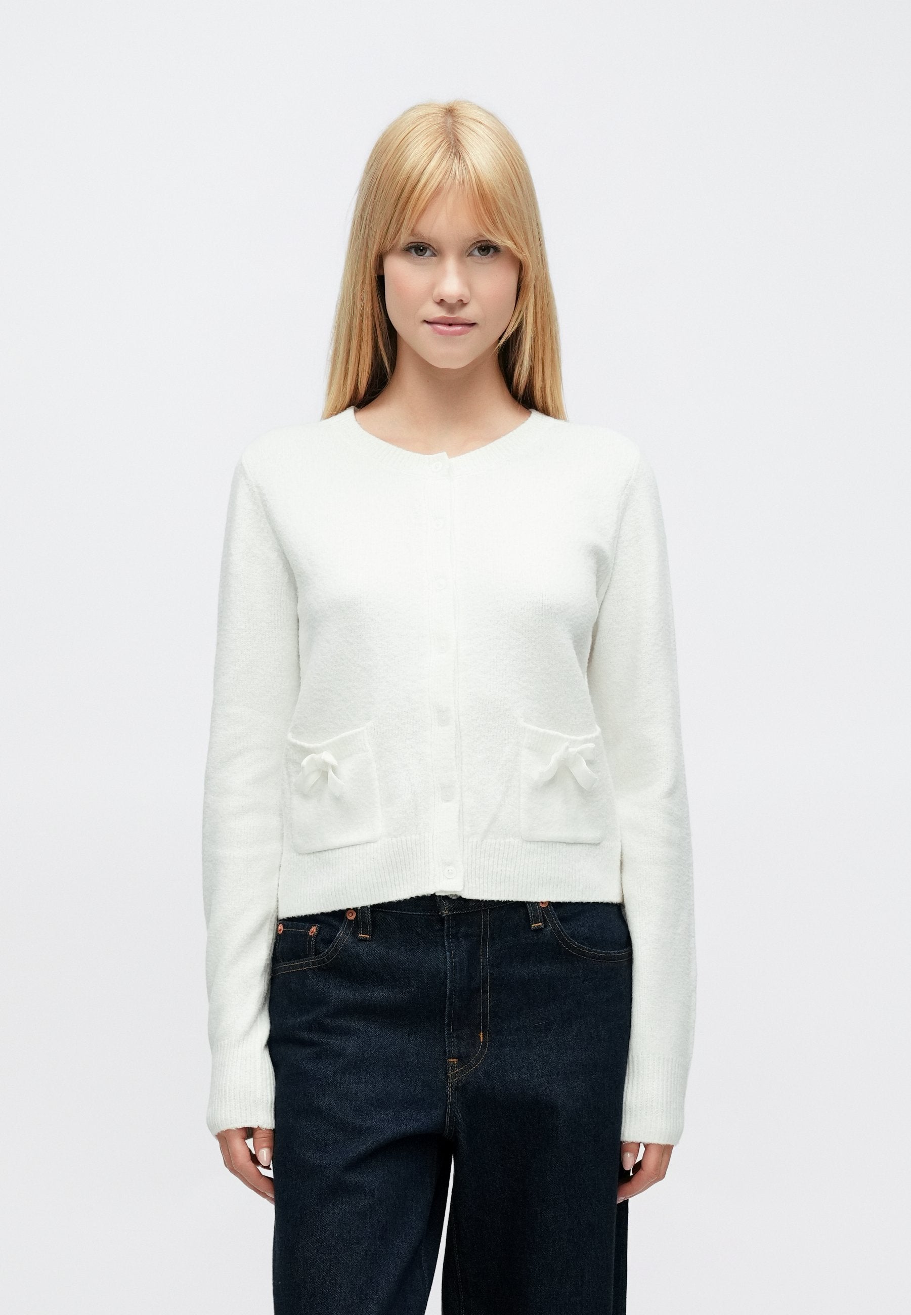 Hollister Co. WEBEX CLOUD CREW