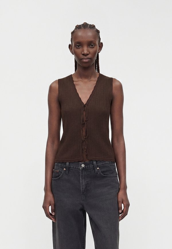 ONLY ONLARONA VNECK STRUCTURE - Top - chocolate martini