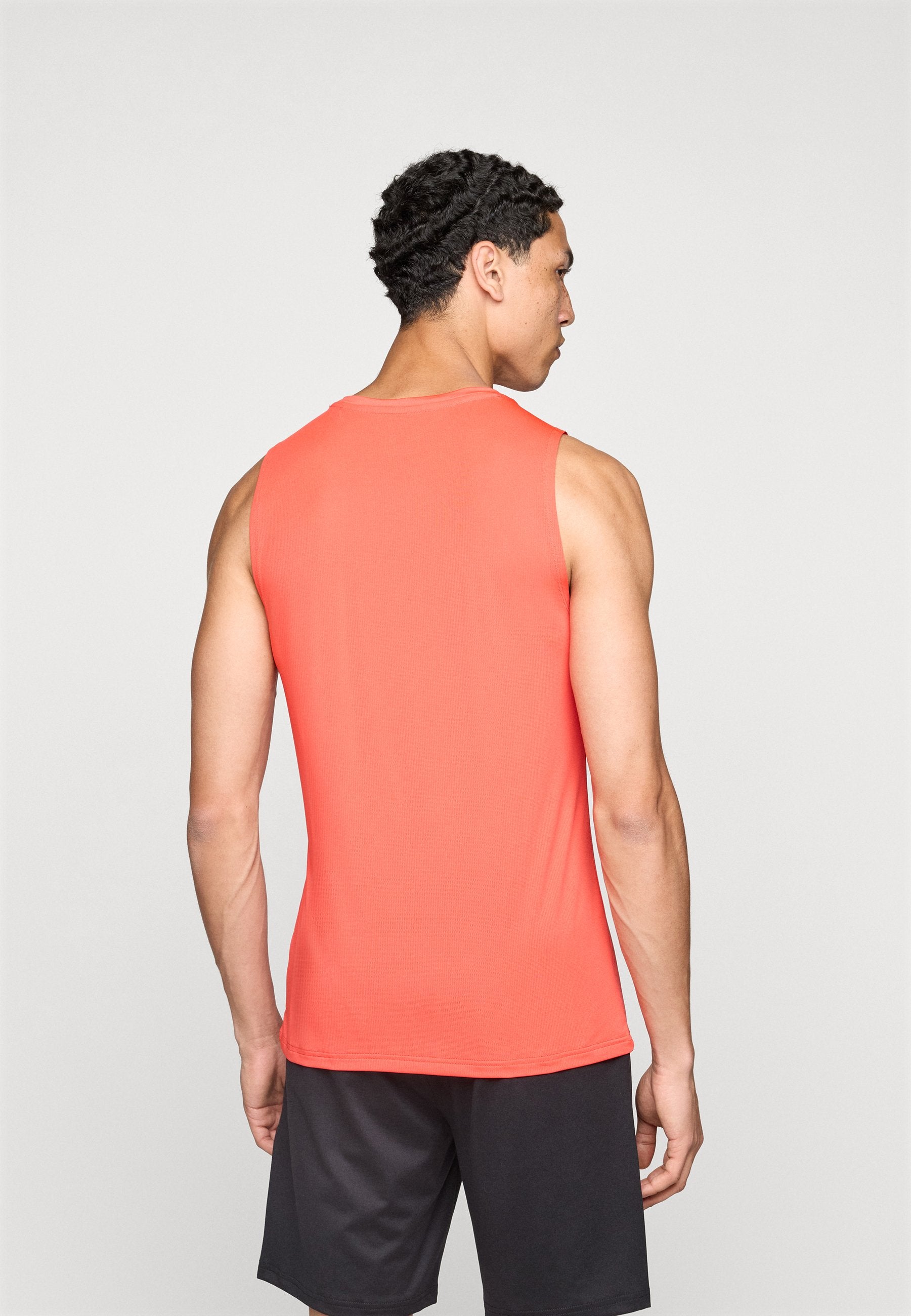 4F SLEEVELESS FNK