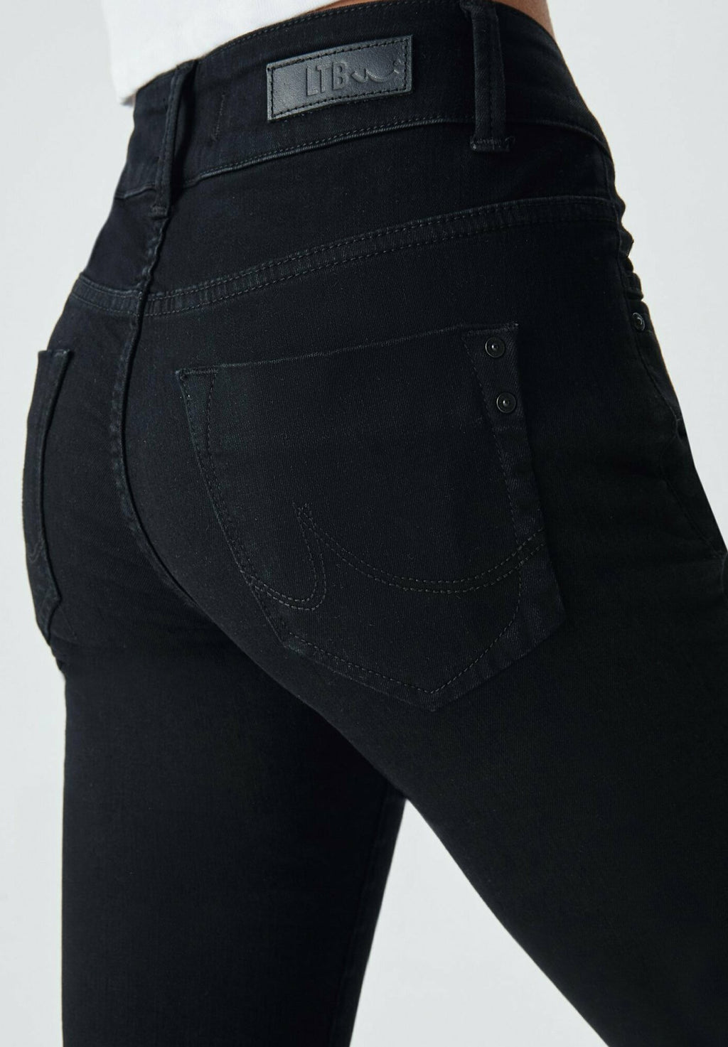 LTB LTB Molly Super High Black To Black Wash Jeans Slim Fit