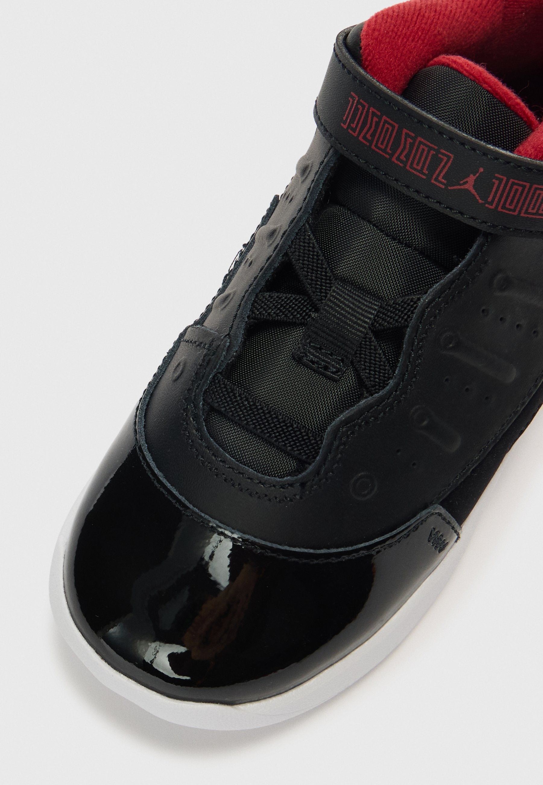 Jordan JORDAN MAX AURA 7 UNISEX