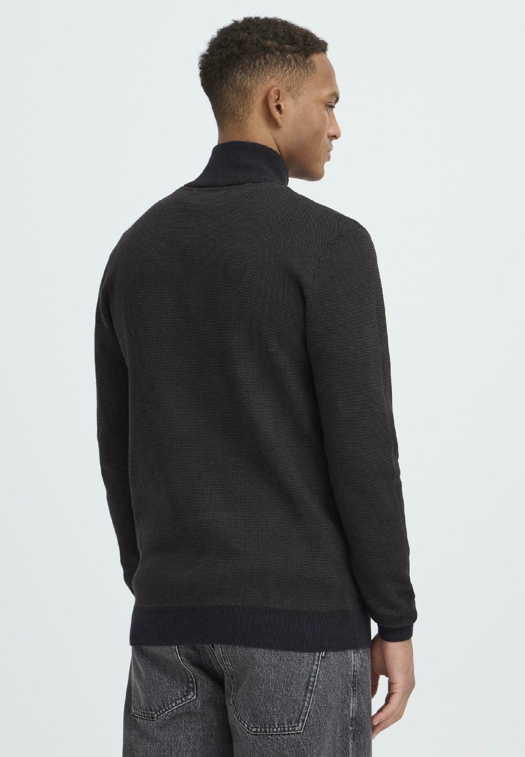 BHBAAL FINE KNIT TROYER Media 4