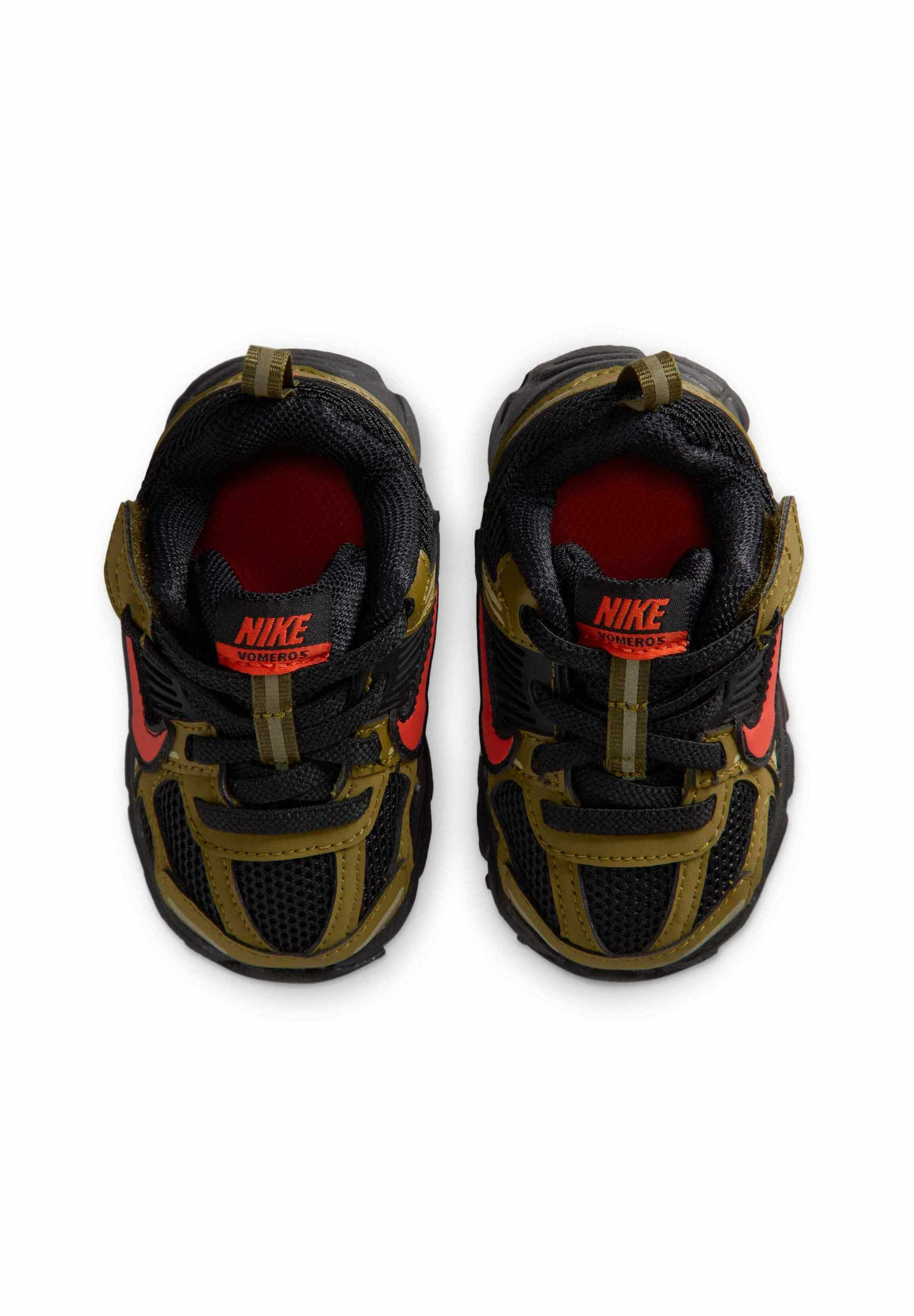 Nike Sportswear VOMERO 5 BT