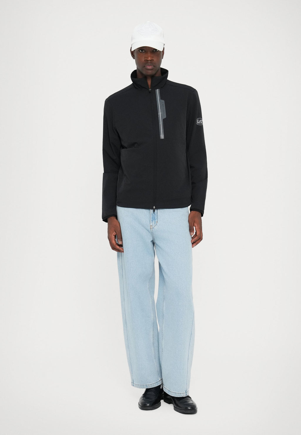 WIND BREAKER JACKET Media 2