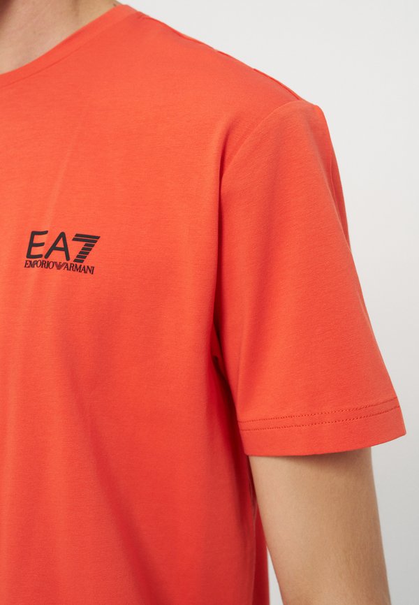 EA7 Emporio Armani