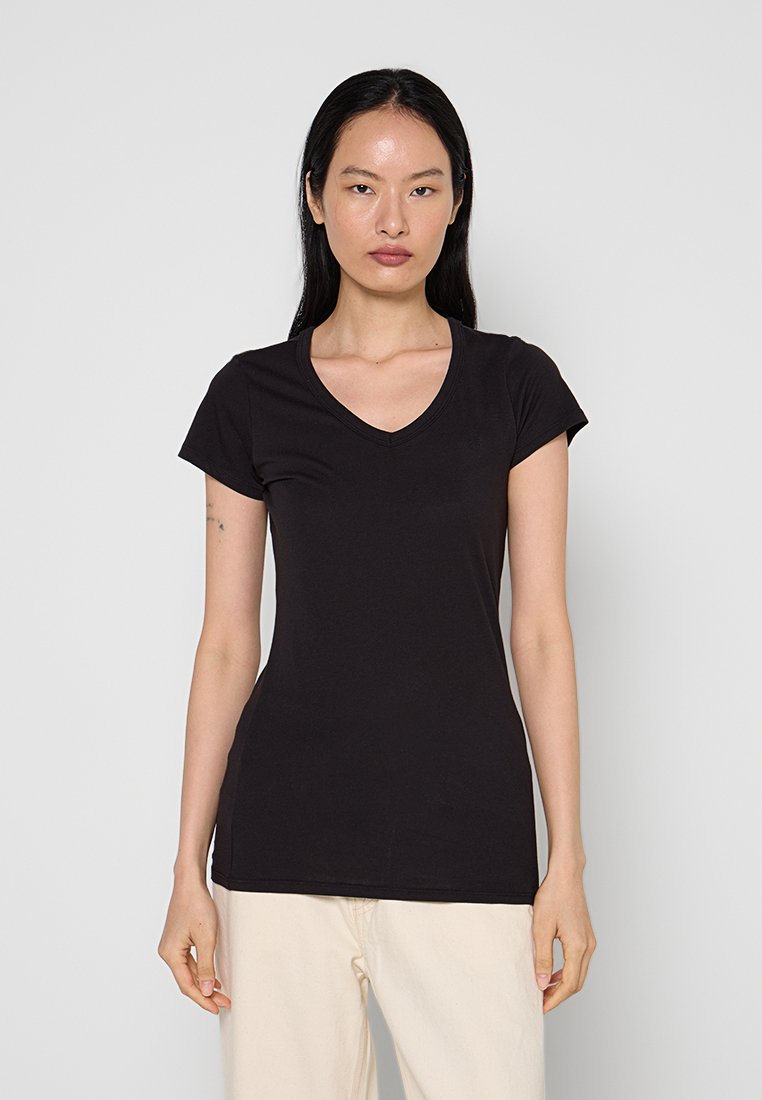 SLIM FIT 2 PACK Media 2