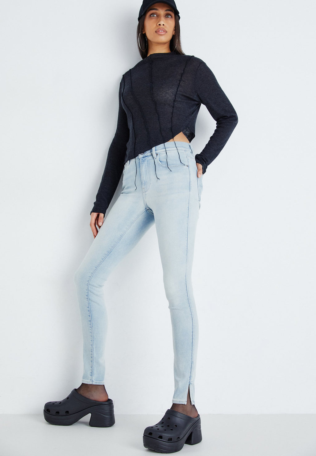 3301 SKINNY SPLIT Media 2