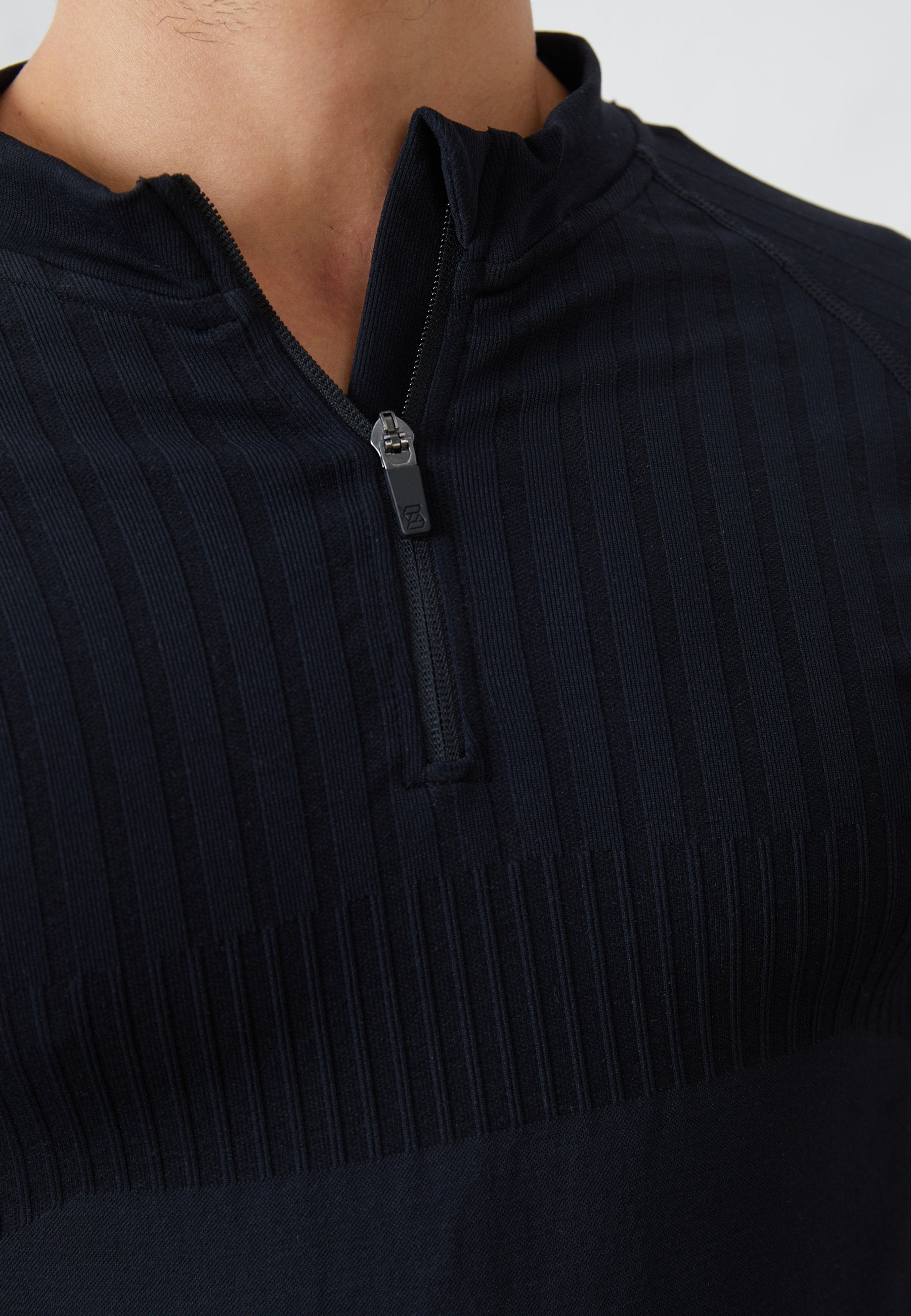 Pier One Sport LONG SLEEVE SEAMLESS TOP WITH 1/4 ZIP