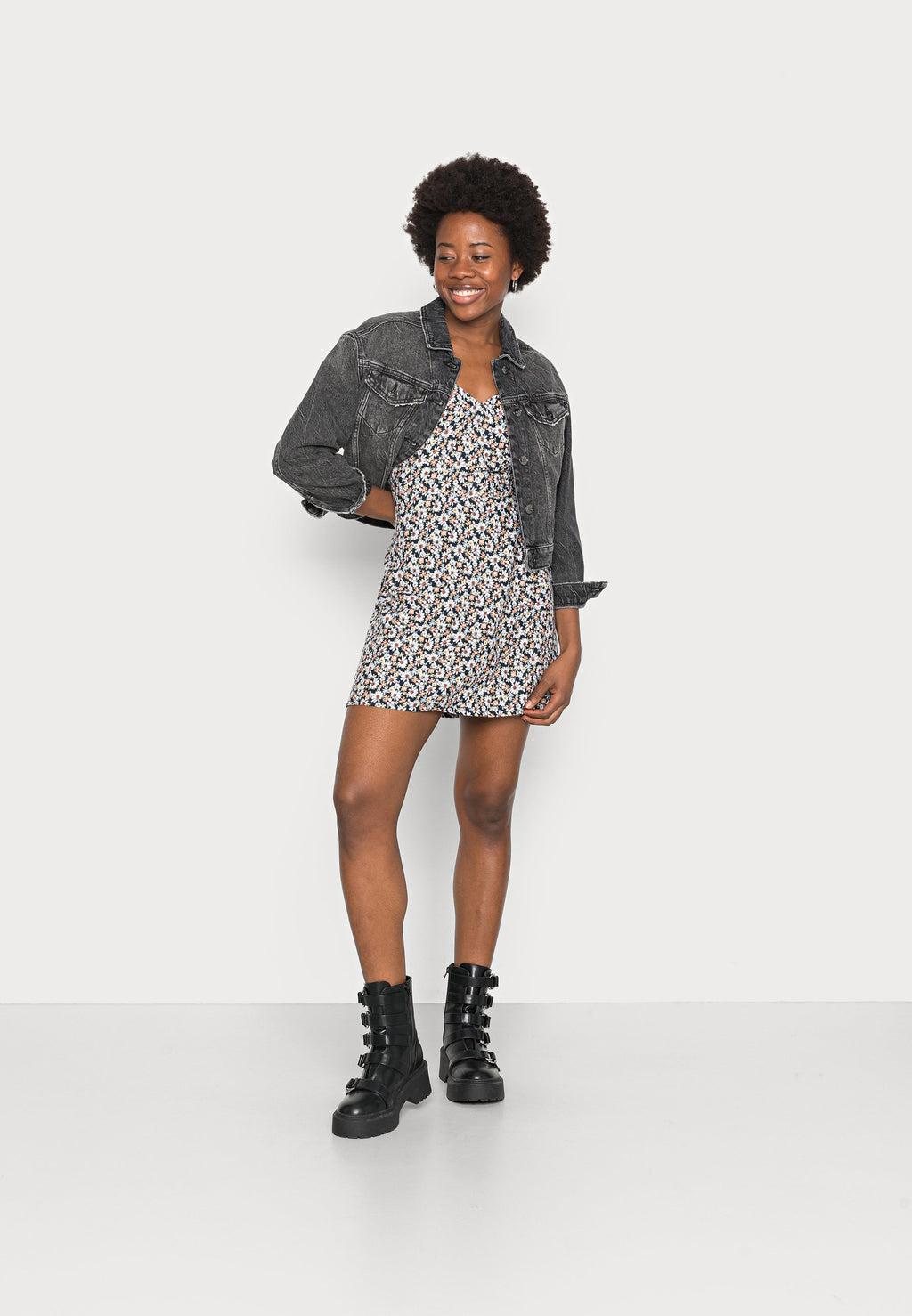Hollister Co. BEST IS BACK WOVEN WRAP DRESS