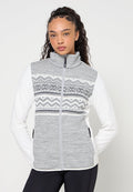Graue und weiße Fleecejacke mit Reißverschluss und hohem Kragen, mit geometrischen Mustern in Grau und Weiß über der Brust und den Seitentaschen.