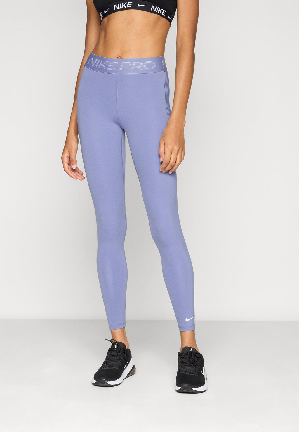 Nike Performance