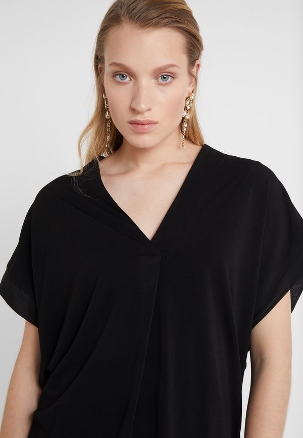 By Malene Birger OLIVERZA