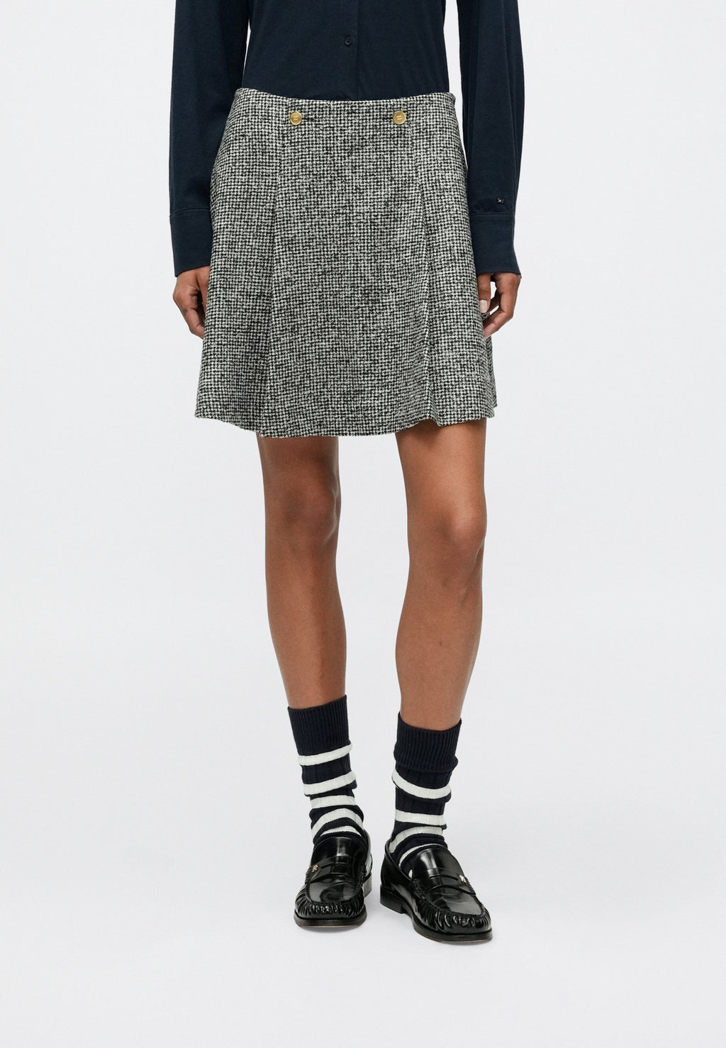 FESTIVE RELAXED HOUNDSTOOTH WOOL BLEND MINI SKIRT Media 3