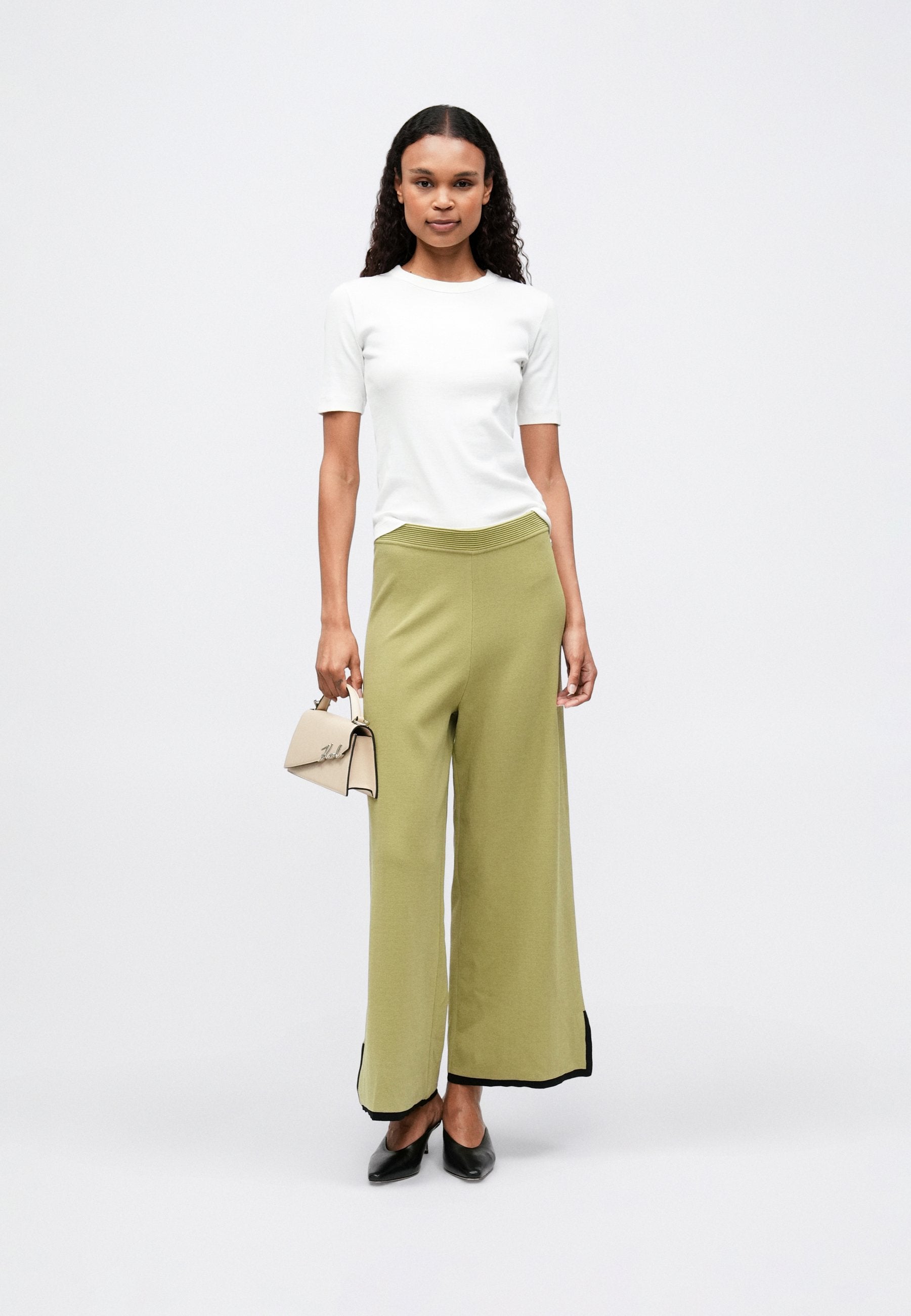 CONTRAST PANTS Media 2