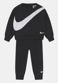 Nike Sportswear ESSENTIALS SET