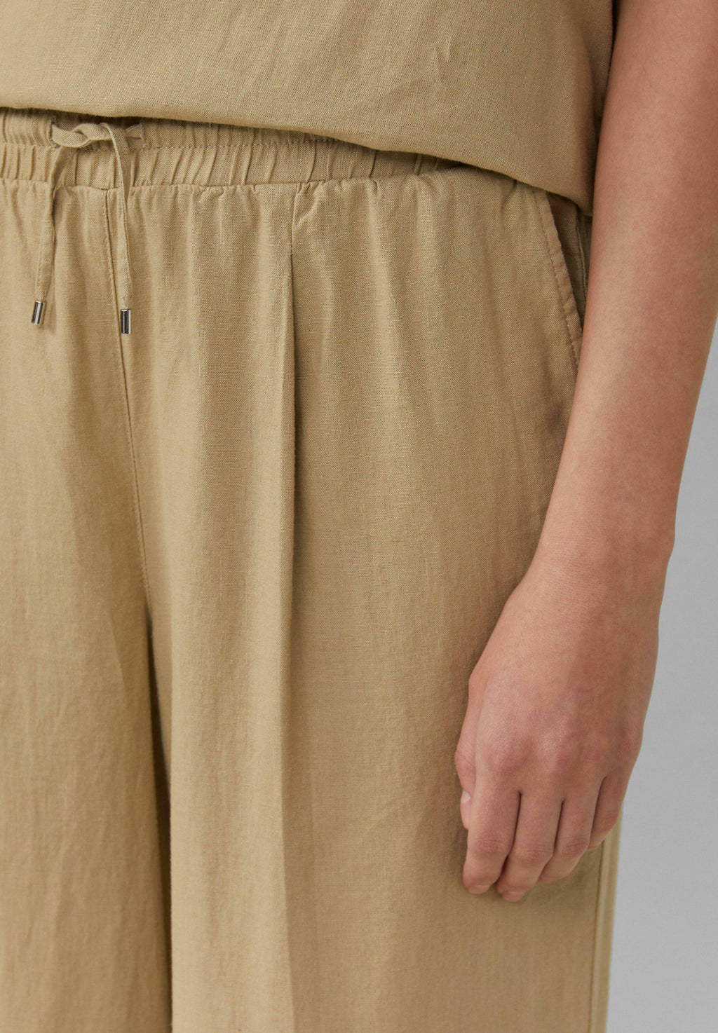 WIDE-LEG Media 4