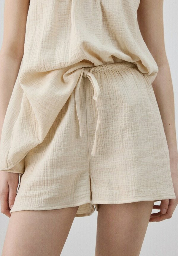 Mango Shorts - off-white