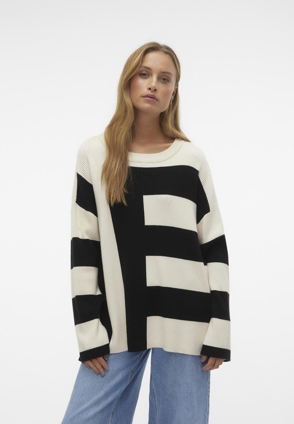 Vero Moda Knitted VMHERMOSA Knitted - Jumper - birch/black