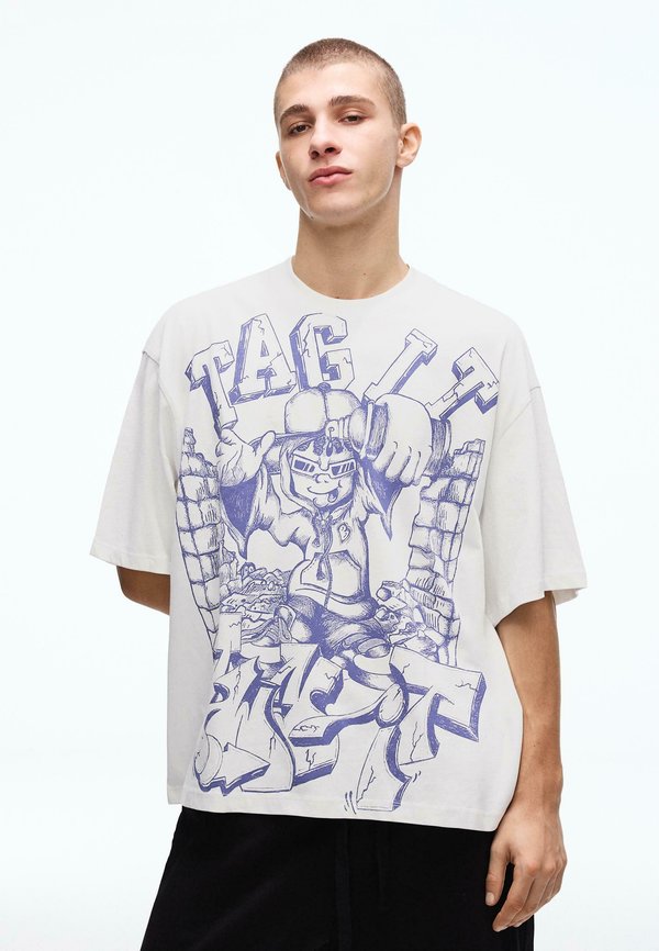 Bershka GRAFITTI BOXY  - Print T-shirt - light grey