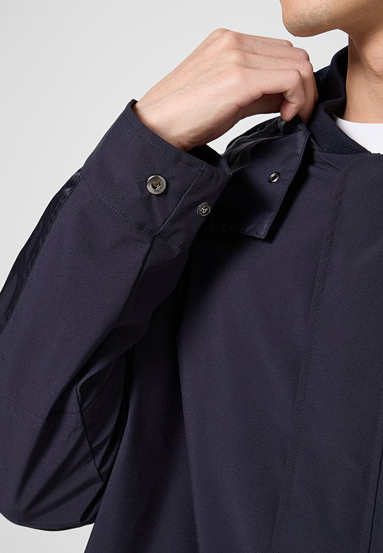 Armani Exchange Trenchcoat Media 6