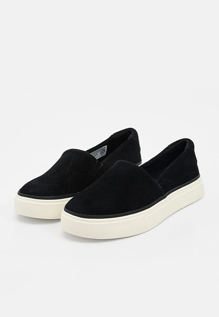 TOMS KAMERON