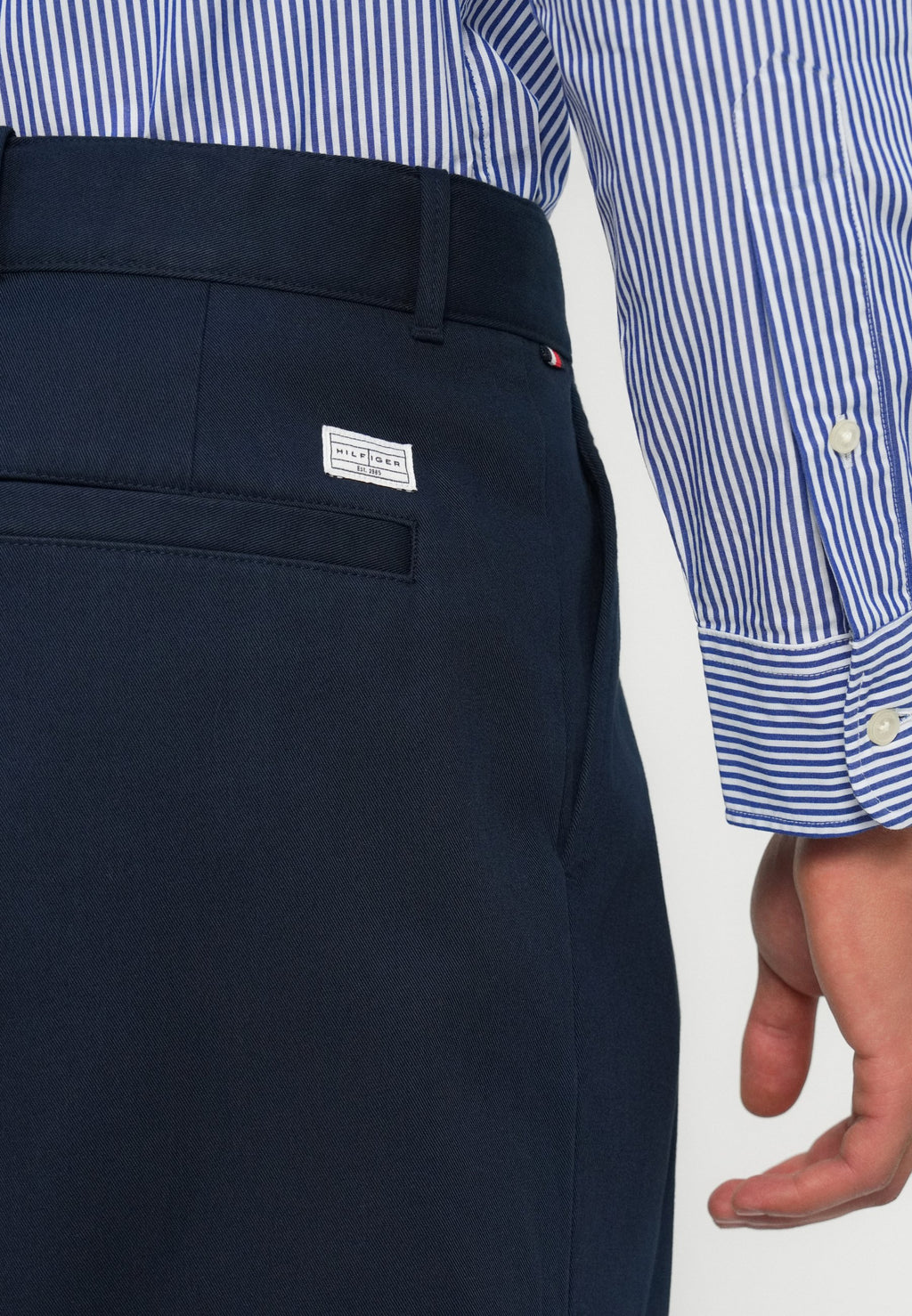 PLEATED TWILL WIDE LEG TROUSERS Media 6
