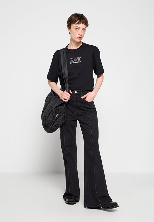 EA7 Emporio Armani