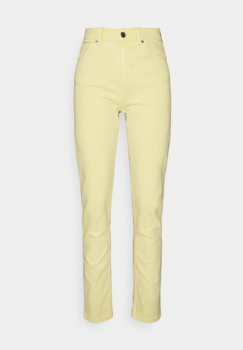 Gelbe Jeanshose mit schmalem Schnitt, hoher Taille, Knopfverschluss vorne und Fünf-Taschen-Design. Glatte Textur und gerader Beinverlauf.