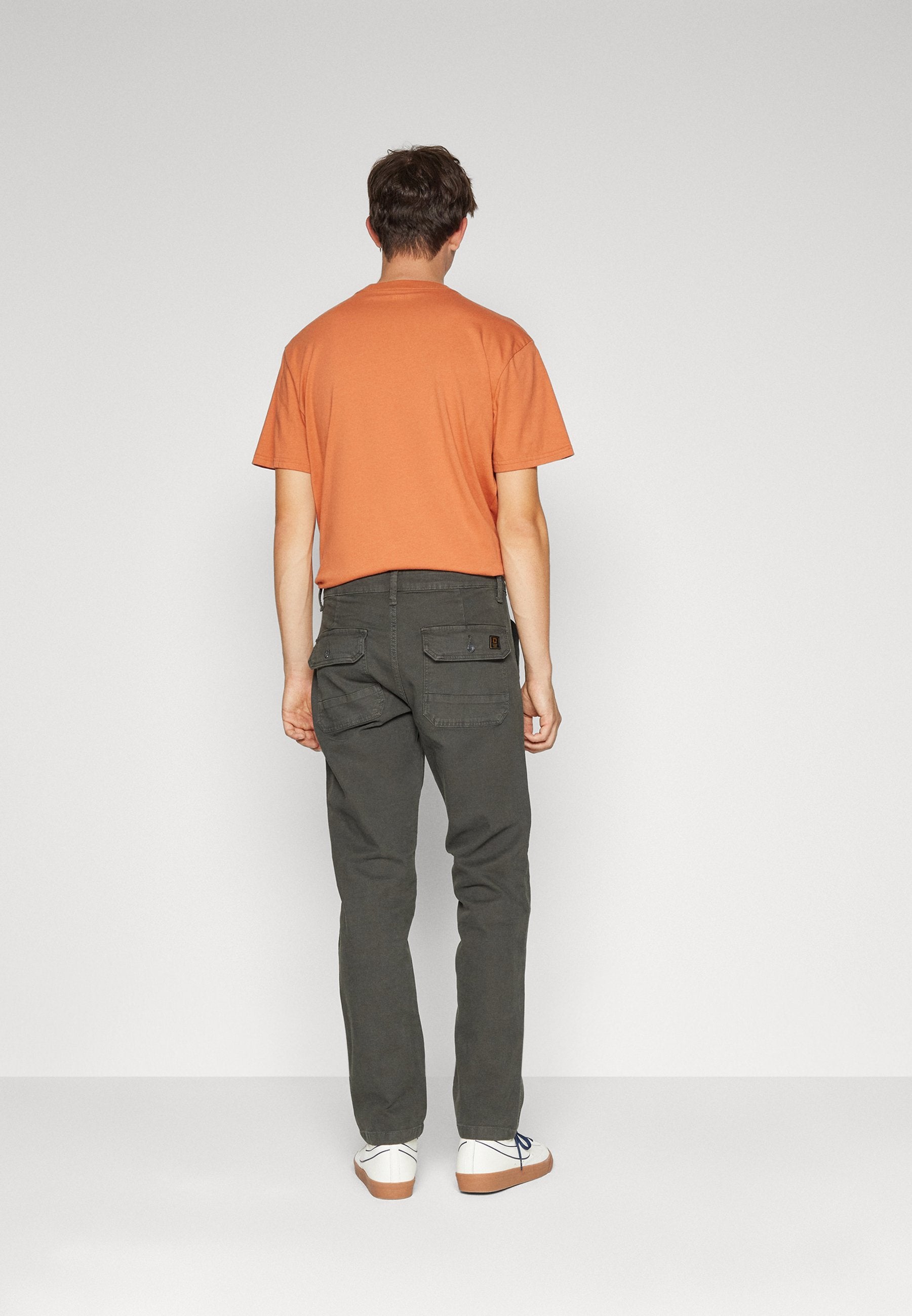 ONSEDGE FREE LOOSE PANT Media 4