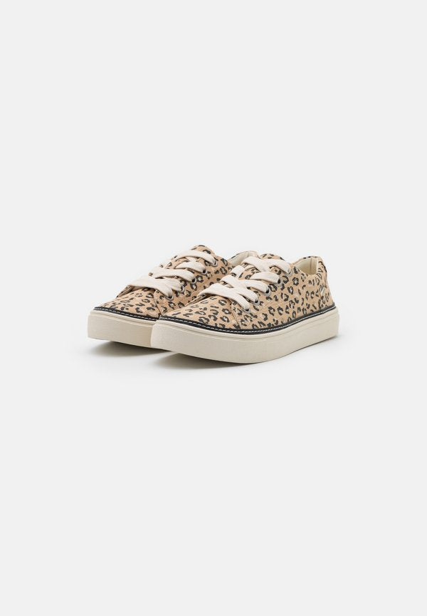 TOMS