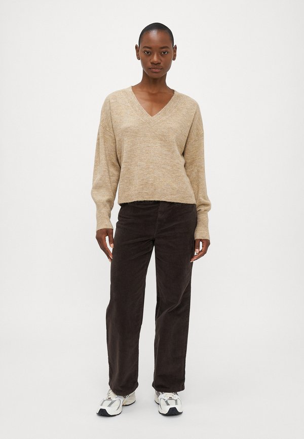 Vero Moda Petite VMJUPITER V NECK
