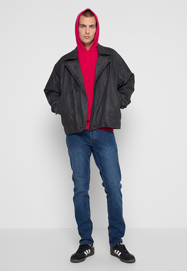7 for all mankind