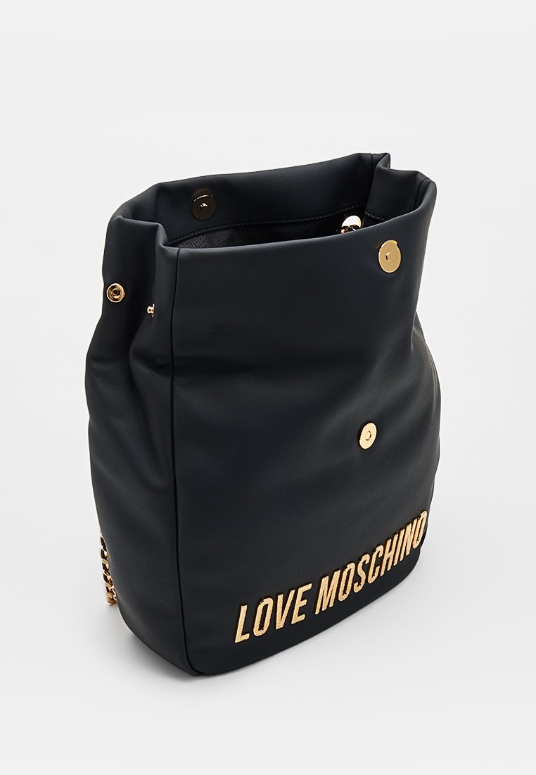 Love Moschino