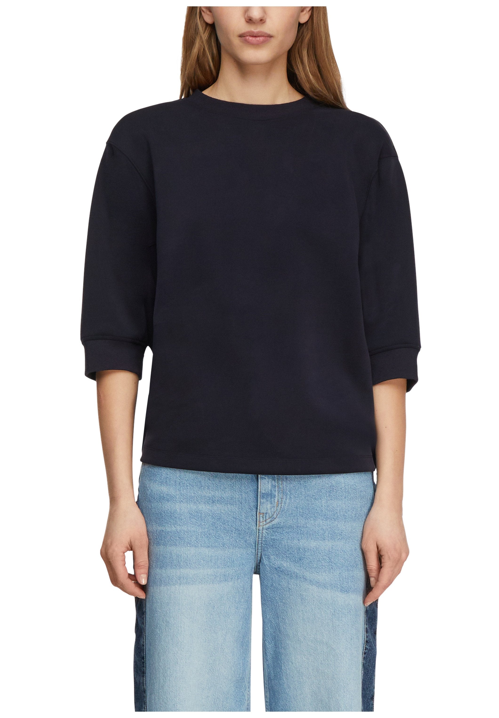comma Sweatshirt Media 2
