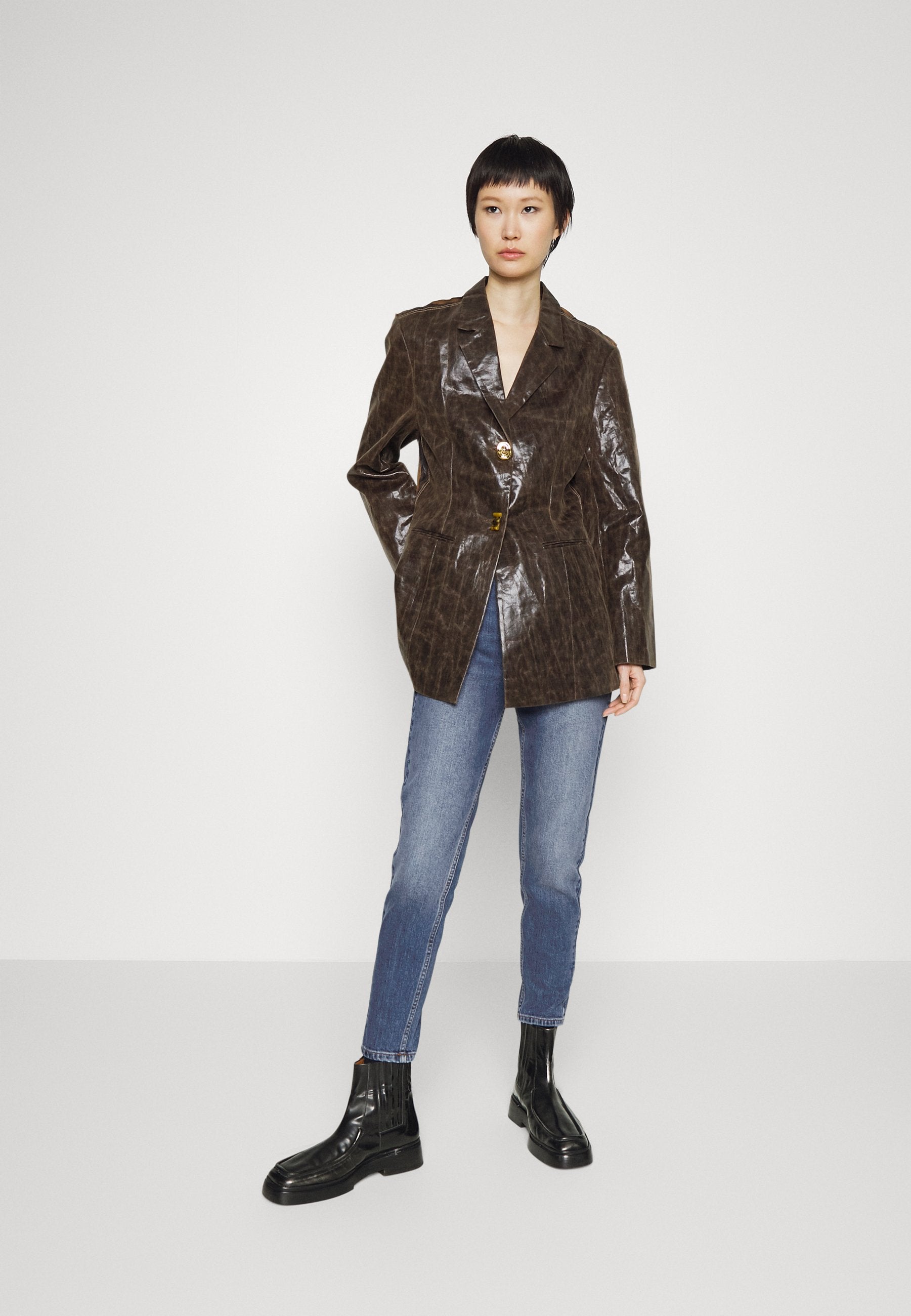 Tomorrow HEPBURN