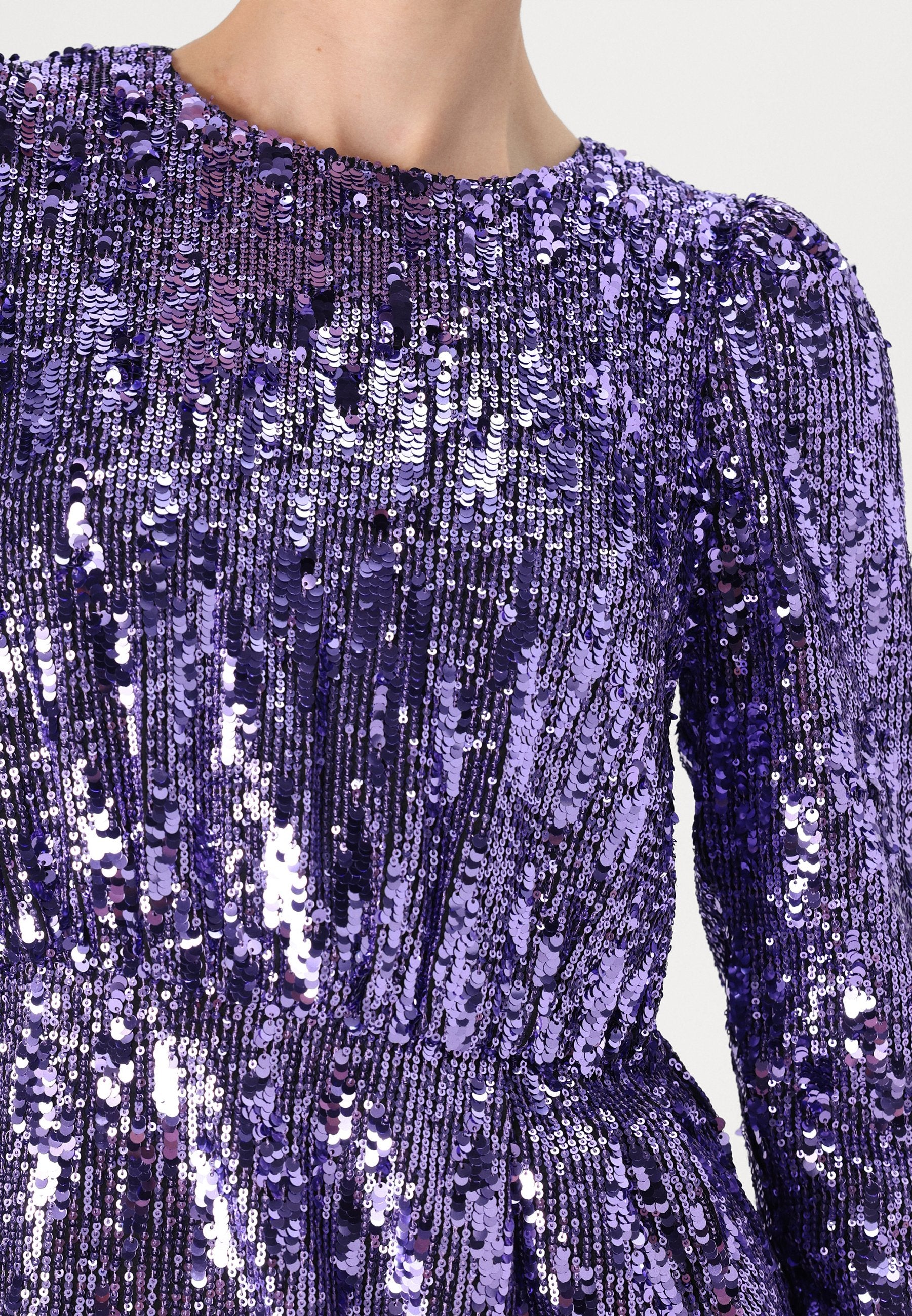Selected SLFARI-COLYN LS SHORT SEQUINS