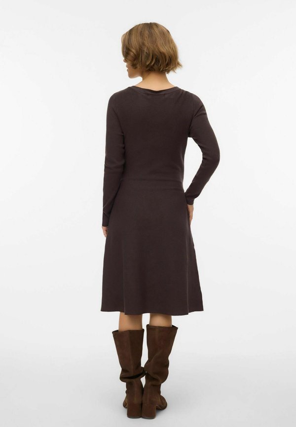 Vero Moda VMMNANCY Maternity - Jumper dress - chocolate torte