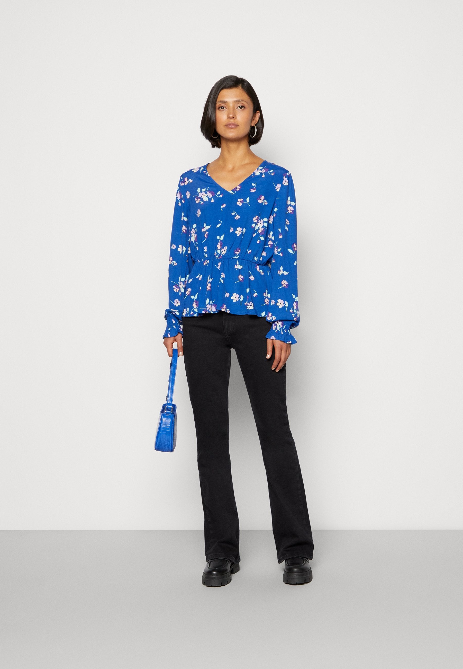 Pieces PCNIKITA V-NECK