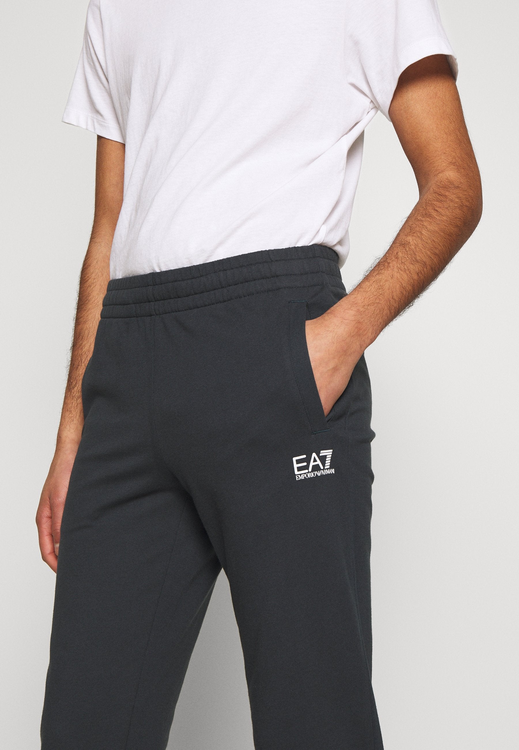 TROUSER Media 5