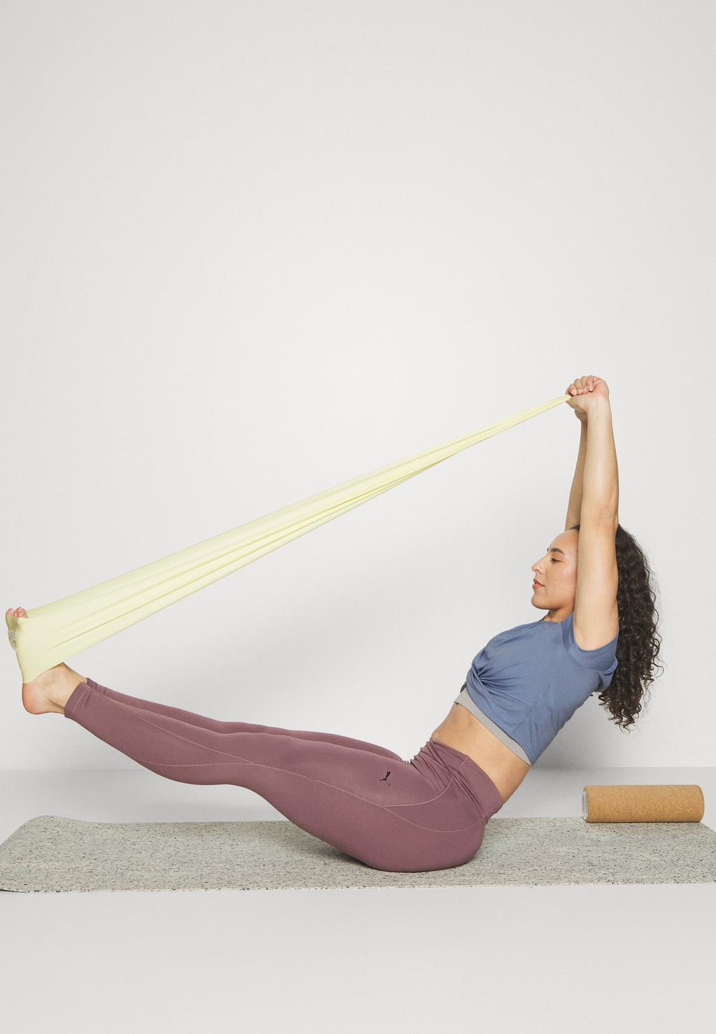Puma STUDIO YOGINI LITE TWIST TEE