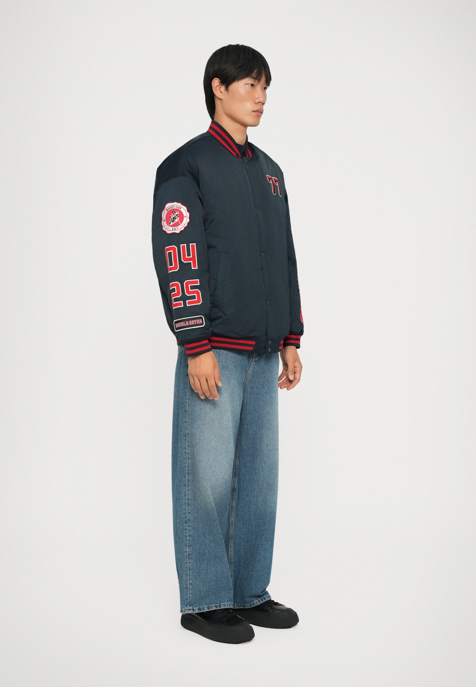 TRAIN GRAPHIC SERIES JACKET HOCKEY Media 5