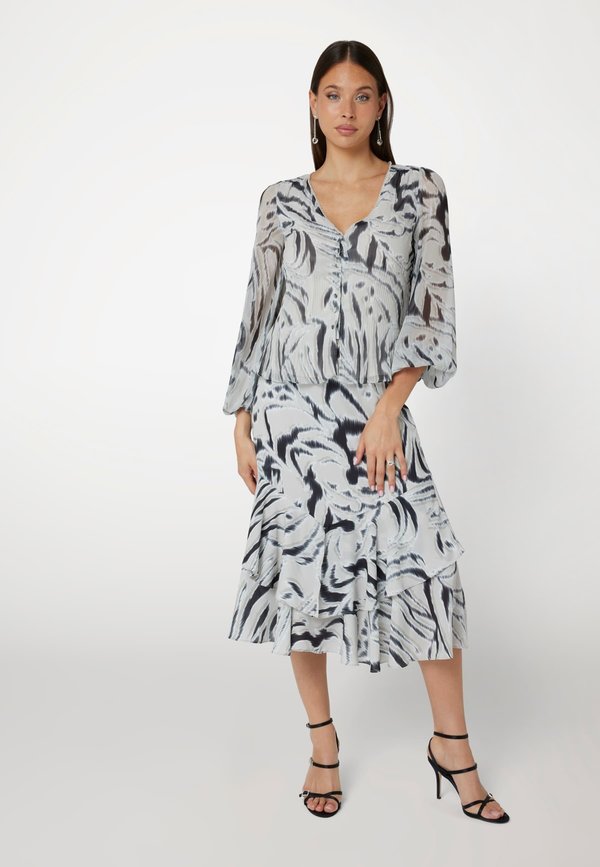 Guess ZEBRA
