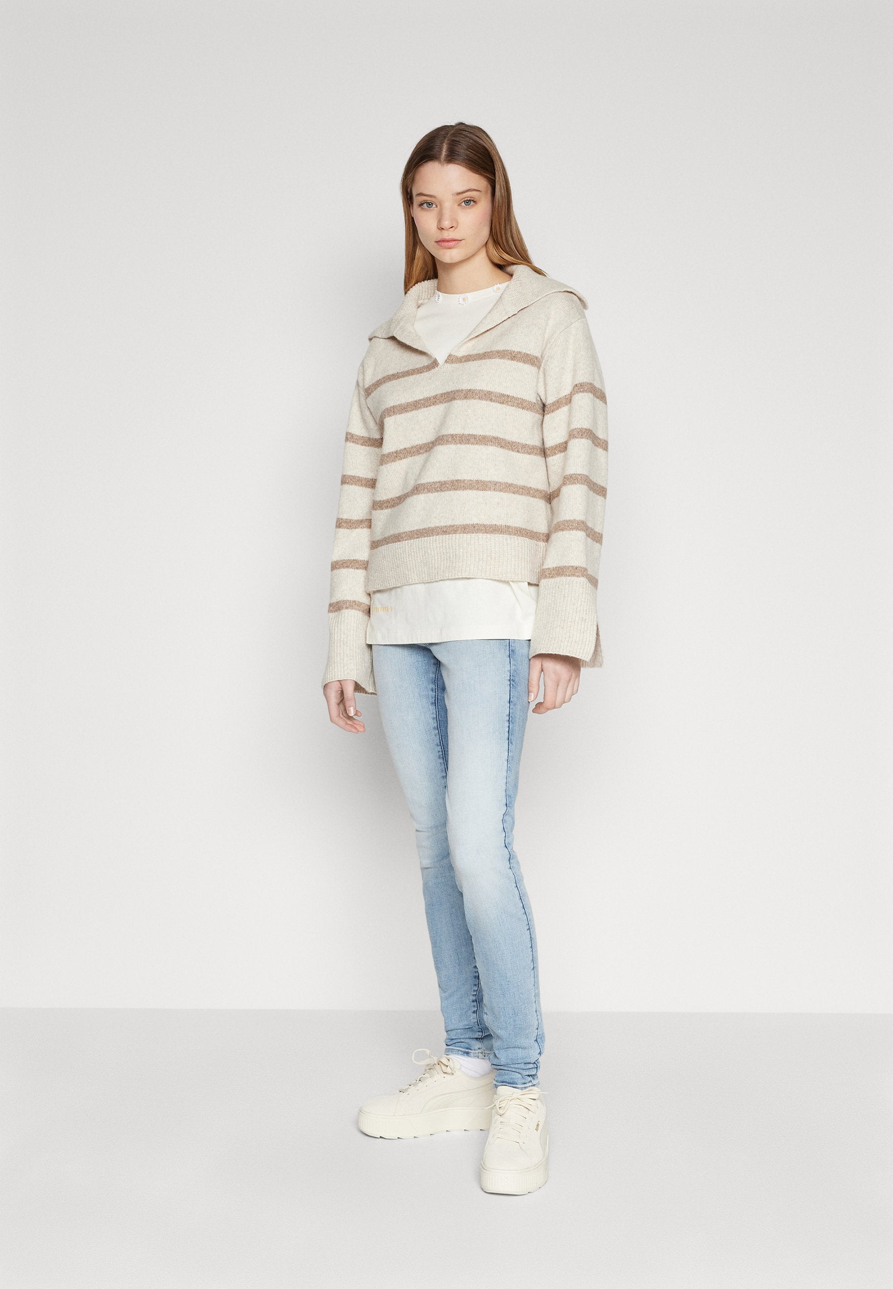 LHANA SKINNY Media 2