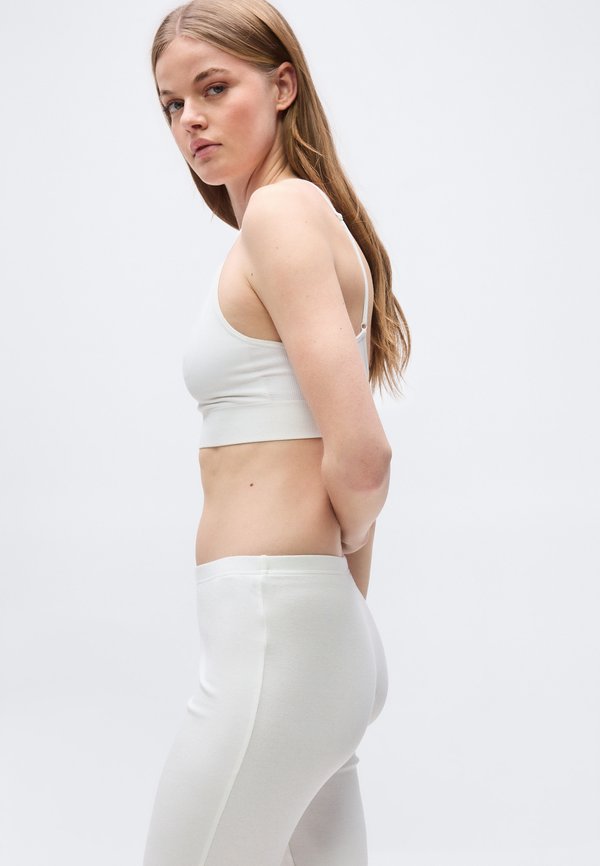 Even&Odd FLARED CORE LEGGINGS