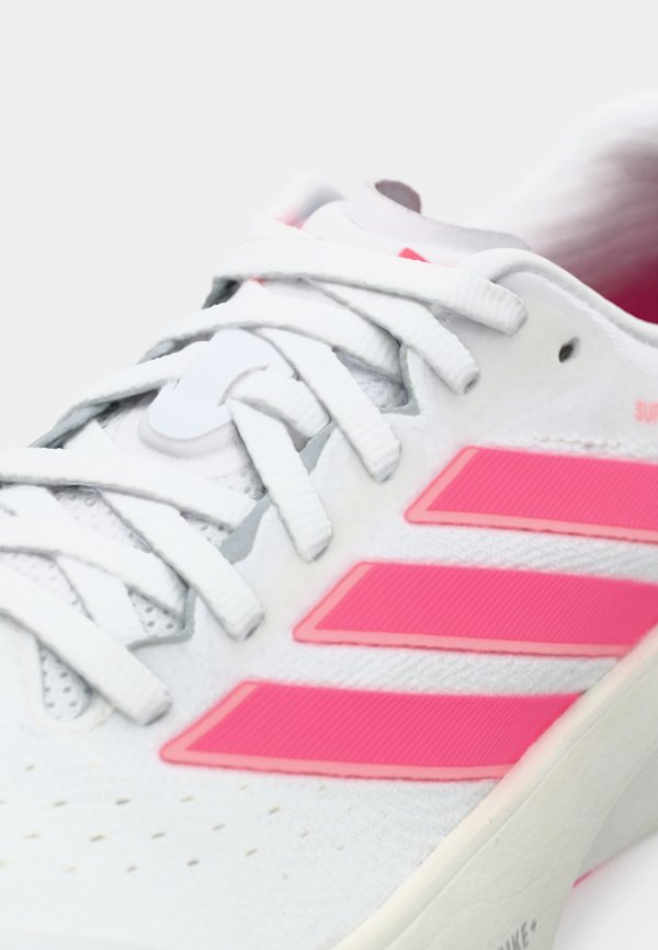 adidas Performance SUPERNOVA RISE 3