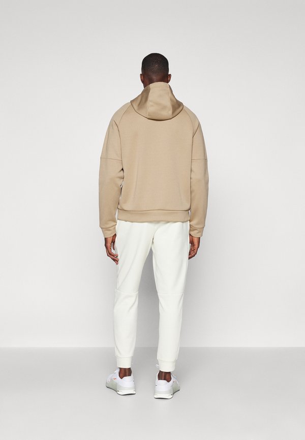 Nike Performance PRIMARY JOGGER PANT