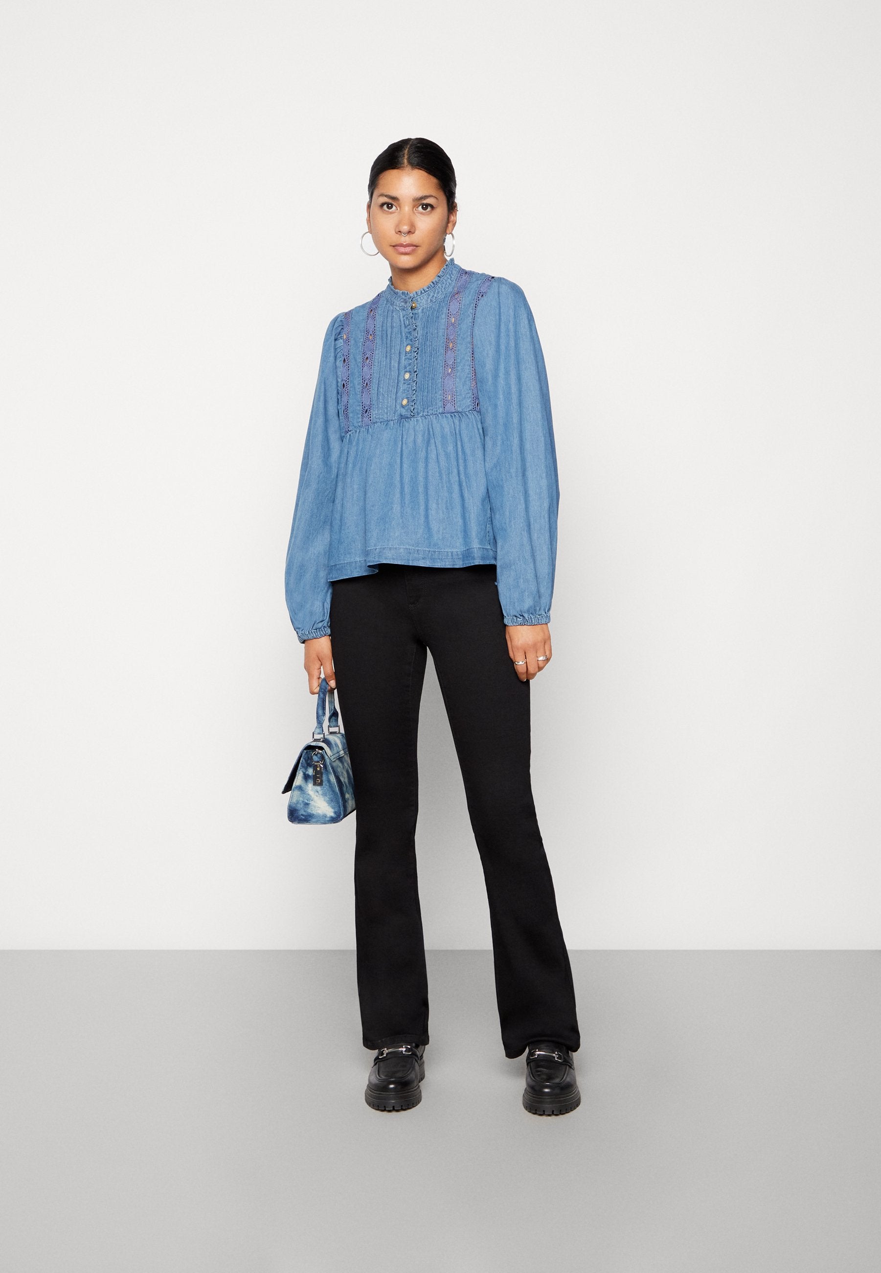 ONLJOPLIN BLOUSE  Media 2