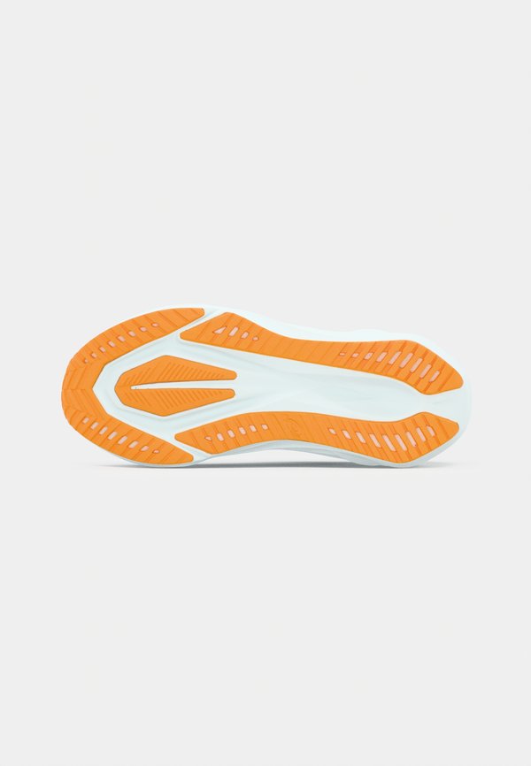 ASICS NOVABLAST 5
